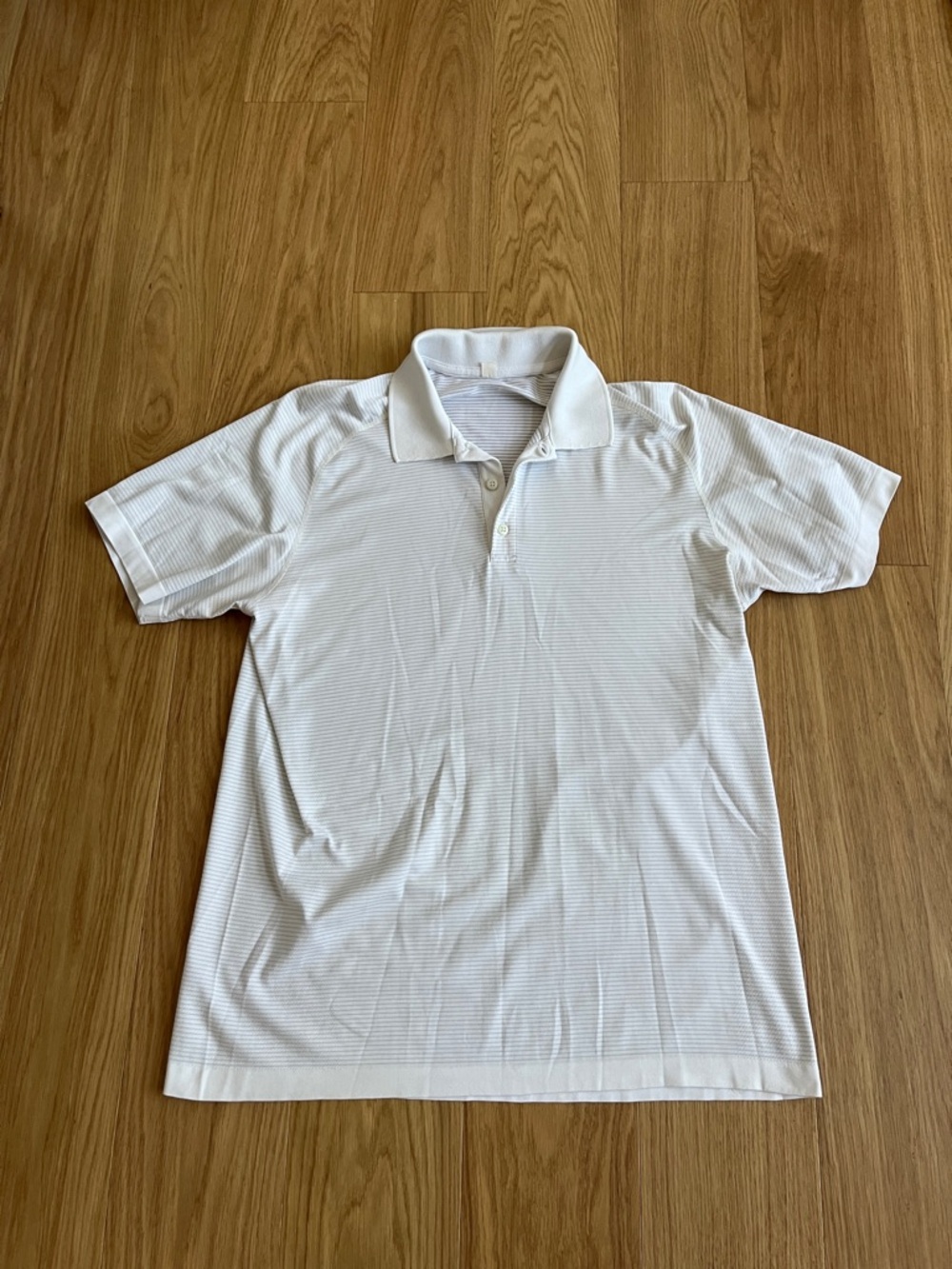 Lululemon Men's Metal Vent Tech Performance White/gray stripe Polo  XL